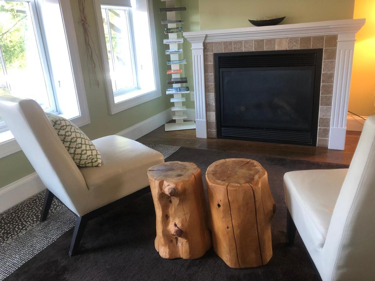 Suites At 249 Кълпепър Екстериор снимка